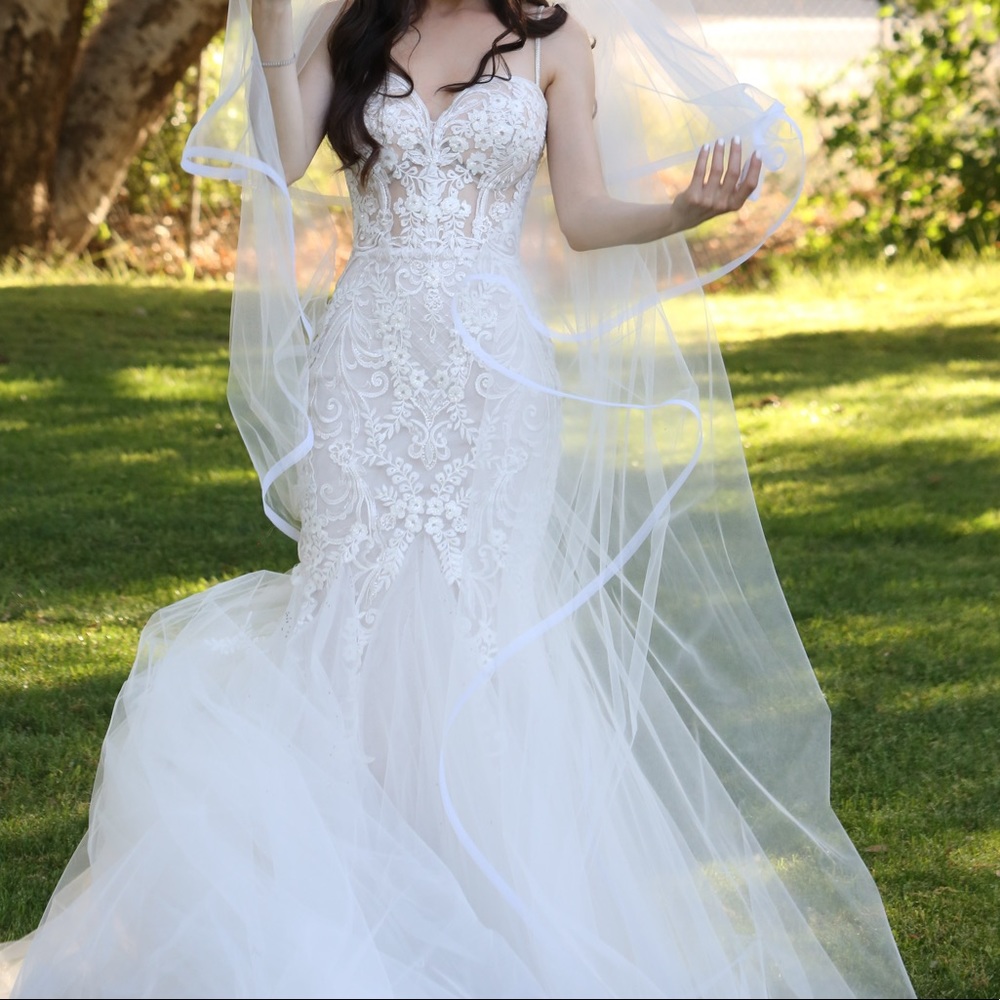 Enzoni mermaid once in a lifetime dress!